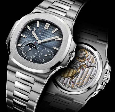 Review Patek Philippe Nautilus 5712/1A